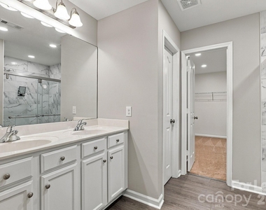 2204 Reid Pointe Avenue - Photo Thumbnail 28