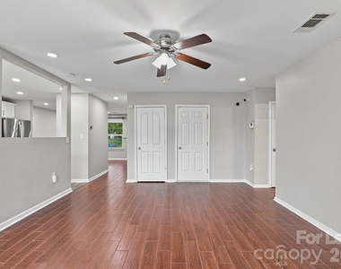 2204 Reid Pointe Avenue - Photo Thumbnail 13