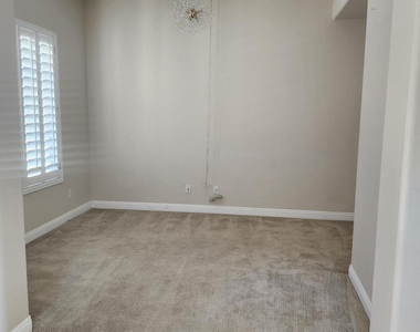 26787 N 90th Drive - Photo Thumbnail 8