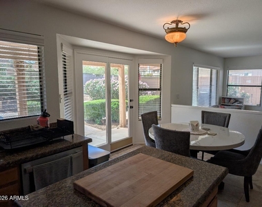 3509 E Rockledge Road - Photo Thumbnail 14