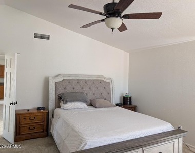 3509 E Rockledge Road - Photo Thumbnail 18