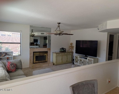 3509 E Rockledge Road - Photo Thumbnail 10