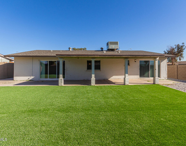 4302 N 80th Lane - Photo Thumbnail 16