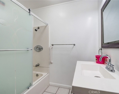 1567 Fair Park Avenue - Photo Thumbnail 8