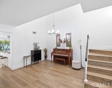 4425 Ironwood - Photo Thumbnail 2
