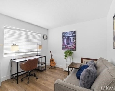 4425 Ironwood - Photo Thumbnail 11