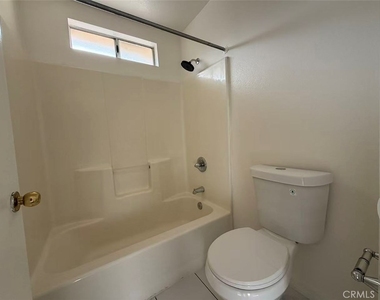 556 N 5th - Photo Thumbnail 10