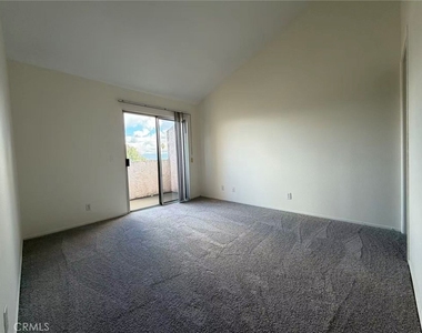 556 N 5th - Photo Thumbnail 12