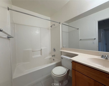 556 N 5th - Photo Thumbnail 11