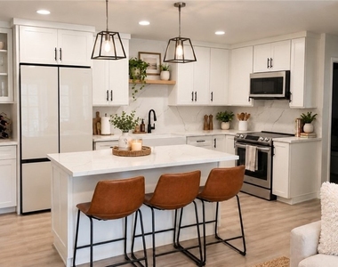 1710 S El Camino Real - Photo Thumbnail 4