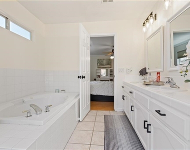 258 Deep Creek - Photo Thumbnail 16
