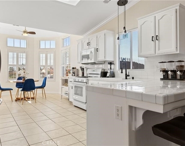 258 Deep Creek - Photo Thumbnail 12