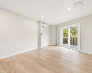 12869 Newton Street - Photo Thumbnail 5