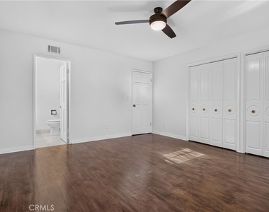 18731 Dylan Street - Photo Thumbnail 29