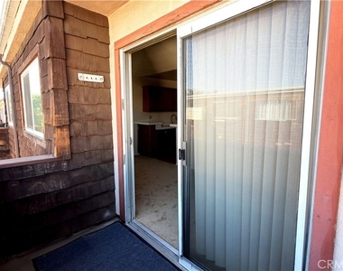5349 Newcastle - Photo Thumbnail 14