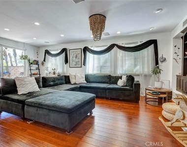 216 High Meadow - Photo Thumbnail 17