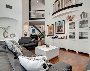 216 High Meadow - Photo Thumbnail 6