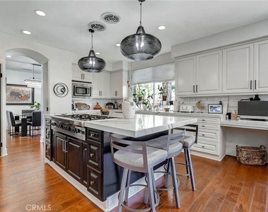 216 High Meadow - Photo Thumbnail 13