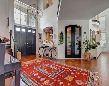 216 High Meadow - Photo Thumbnail 4
