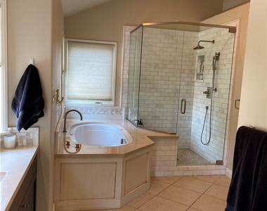 32503 Carrie Place - Photo Thumbnail 12
