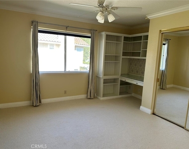 32503 Carrie Place - Photo Thumbnail 16