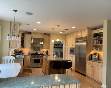 32503 Carrie Place - Photo Thumbnail 5