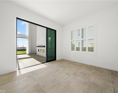 11740 N Hillsborough - Photo Thumbnail 14