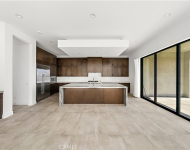 11740 N Hillsborough - Photo Thumbnail 11