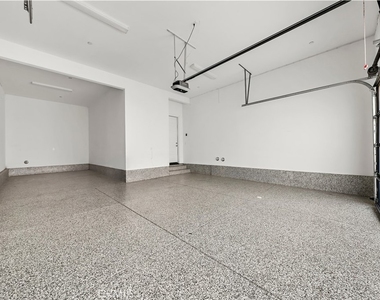 11740 N Hillsborough - Photo Thumbnail 46