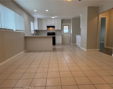 6631 Kingman Avenue - Photo Thumbnail 1