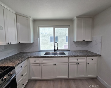 70 Harkness Avenue - Photo Thumbnail 4
