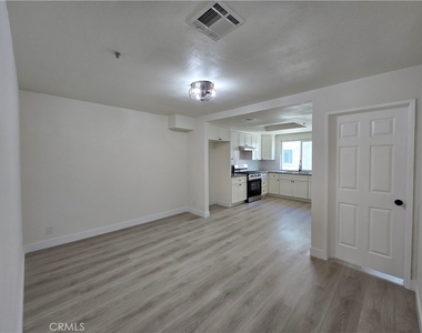 70 Harkness Avenue - Photo Thumbnail 2