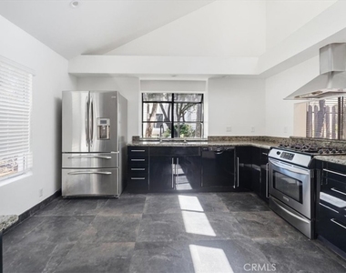 25045 Castlewood - Photo Thumbnail 23