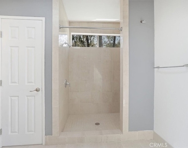 25045 Castlewood - Photo Thumbnail 29