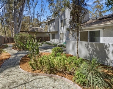 25045 Castlewood - Photo Thumbnail 38