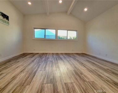 9891 Star Drive - Photo Thumbnail 19