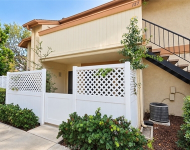 3120 Chisolm Way - Photo Thumbnail 1