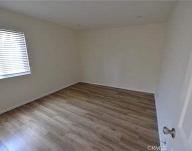 26745 Avenida Las Palmas - Photo Thumbnail 5