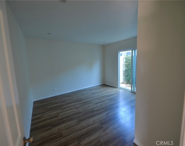 26745 Avenida Las Palmas - Photo Thumbnail 3
