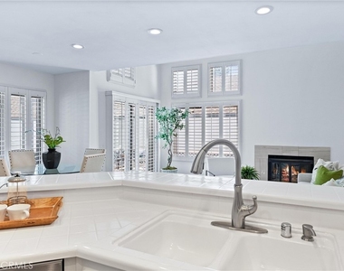 85 Briarglen - Photo Thumbnail 7