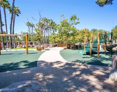 20 Leucadia - Photo Thumbnail 33