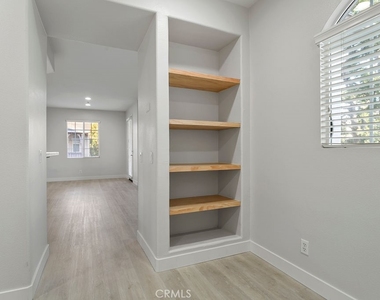 20 Leucadia - Photo Thumbnail 14