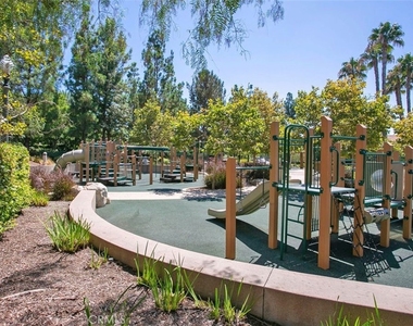 20 Leucadia - Photo Thumbnail 37