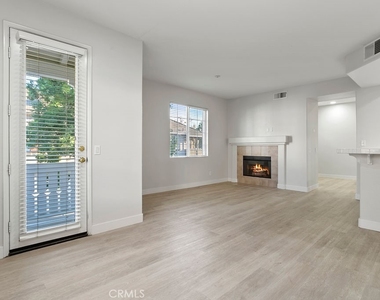 20 Leucadia - Photo Thumbnail 11