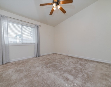 134 Monroe - Photo Thumbnail 22