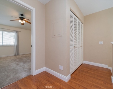 134 Monroe - Photo Thumbnail 17