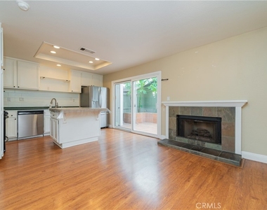 134 Monroe - Photo Thumbnail 7