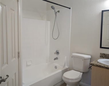 2155 Highpointe Drive - Photo Thumbnail 6
