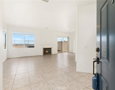 46 Sobrante - Photo Thumbnail 4