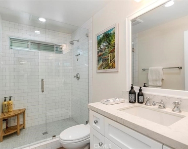 506 Poinsettia Avenue - Photo Thumbnail 9
